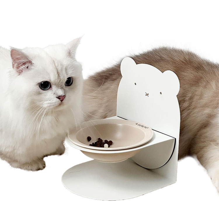 Magnetic ceramic cat bowl — Feeding collection